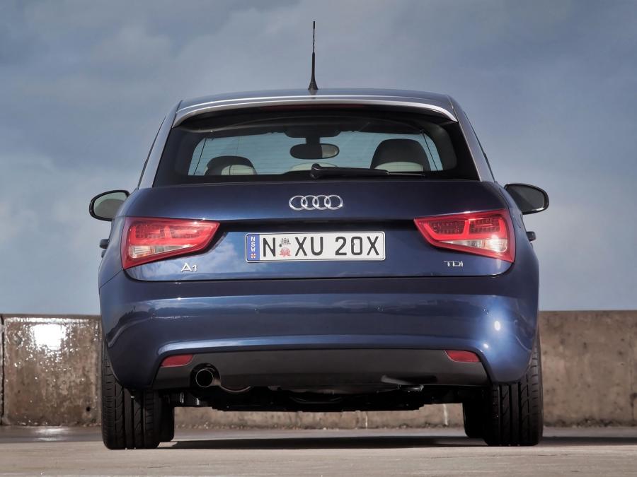  Audi A1 Sportback TDI (8X) 2012 года  (AU) (фото 15 из 20)
